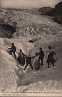 JJ. 7791 Chamonix - Passage d'une Crevasse au Glacier des Bossons Jullien freres, Phot. Editeurs, Geneve
