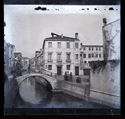 Veduta dal rio Marin nei pressi del ponte de la Latte del ponte e del campiello del Cristo: Venezia