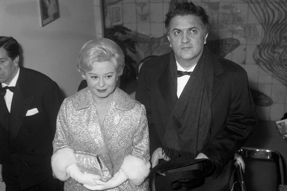 Giulietta Masina e Federico Fellini alla première del film «8 ½» al Cinema Fiamma. Roma, 13.2.1963