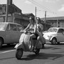 Ragazze in minigonna. Roma, 4.7.1969