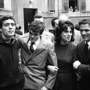 Franco Citti, Ettore Garofolo, Anna Magnani e Pier Paolo Pasolini al Palazzo dei ferrovieri in Piazza Tommaso De Cristoforis, il primo giorno di riprese del film «Mamma Roma». Roma, 17.3.1962