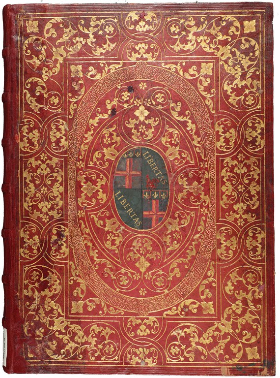 Preziose coperte ricamate