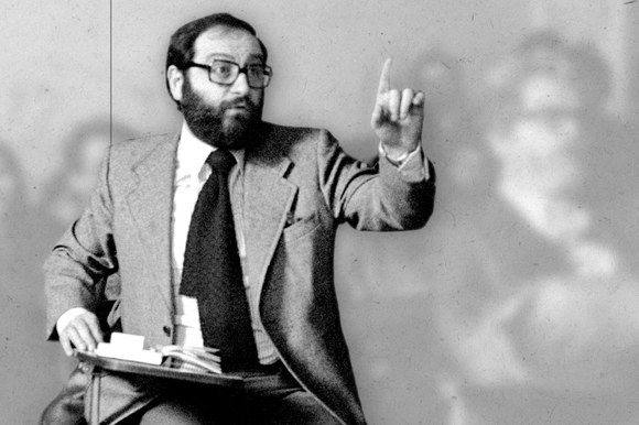 Call for Papers convegno "Ereditare Eco. Umberto Eco, l’Università di Bologna e tutti i saperi del mondo". PROROGATA AL 31 GEN. 2026 [Elaborazione grafica da fotografia di Enrico Scuro]