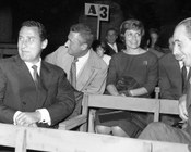 Alberto Sordi e Franca Valeri, con Paolo Stoppa, a uno spettacolo teatrale. Roma, 8.9.1959