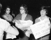 Diffusione del quotidiano  dopo i risultati ottenuti al Referendum abrogativo sul divorzio. Roma, 14.5.1974