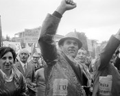 Corteo di chiusura della Festa Nazionale de l'Unità. Roma, 1.10.1972