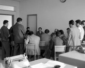 Riunione di redazione. Roma, gennaio 1957