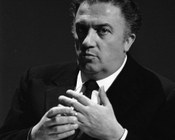 Federico Fellini durante le riprese di «Un’ora (e ½) con il regista di 8 ½» di Sergio Zavoli. Roma, 5.4.1964 