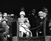 La Regina Elisabetta II e il presidente Giovanni Gronchi al Concorso ippico a Piazza di Siena. Roma, 3 maggio 1961 