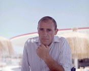 Pedro Manfredini calciatore argentino, ritratto durante un soggiorno al Lido di Ostia. Ostia, 6 luglio 1961