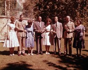 Juan Carlos I di Spagna e Sofia di Grecia (seconda coppia da destra) e famiglia