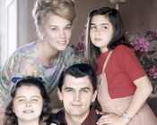 L’attrice Linda Christian con il marito Edmund Purdom e le figlie Taryn e Romina. Roma, 3 maggio 1963