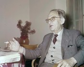 Il'ja Grigor'evič Ėrenburg, giornalista e scrittore sovietico. 6 ottobre 1956