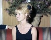 Brigitte Bardot alla conferenza stampa per il film Il disprezzo. Roma, 20.4.1963