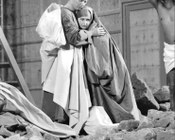 Preparazione della scena della deposizione dalla croce sul set di «La ricotta», episodio del film «Ro.Go.Pa.G». Roma, 24.10.1962