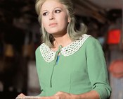 Silvana Mangano sul set di «La terra vista della luna», episodio del film «Le streghe». Ostia, novembre 1966