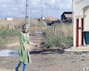 Silvana Mangano sul set di «La terra vista della luna», episodio del film «Le streghe». Isola Sacra (Ostia), novembre 1966
